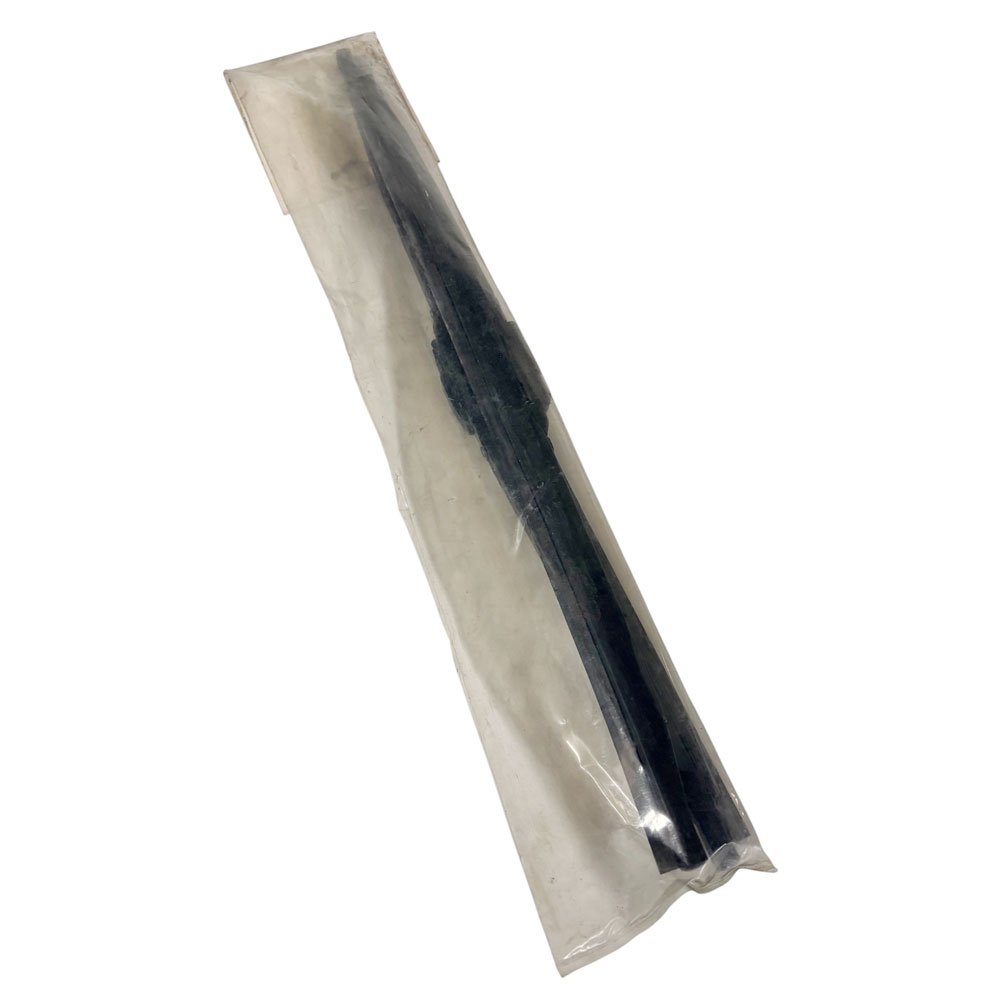 Front Pair Wiper Blades Freelander 1 (Winter Spec) VUB500900